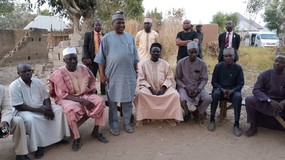 Senator Yaro visits Powishi Kalmai Community in Billiri LGA, Gombe State